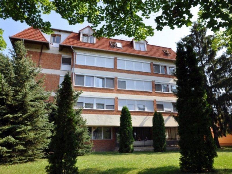 Aqua Hotel Gyula Esterno foto